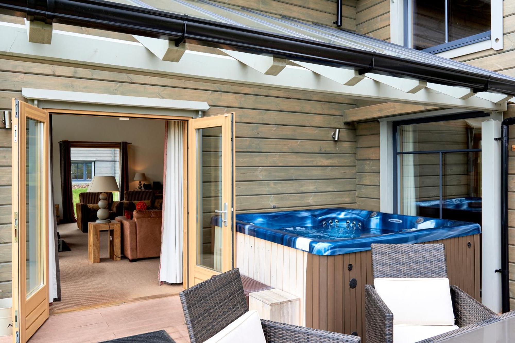 ניופורט Hunter Lodges By Celtic Manor מראה חיצוני תמונה