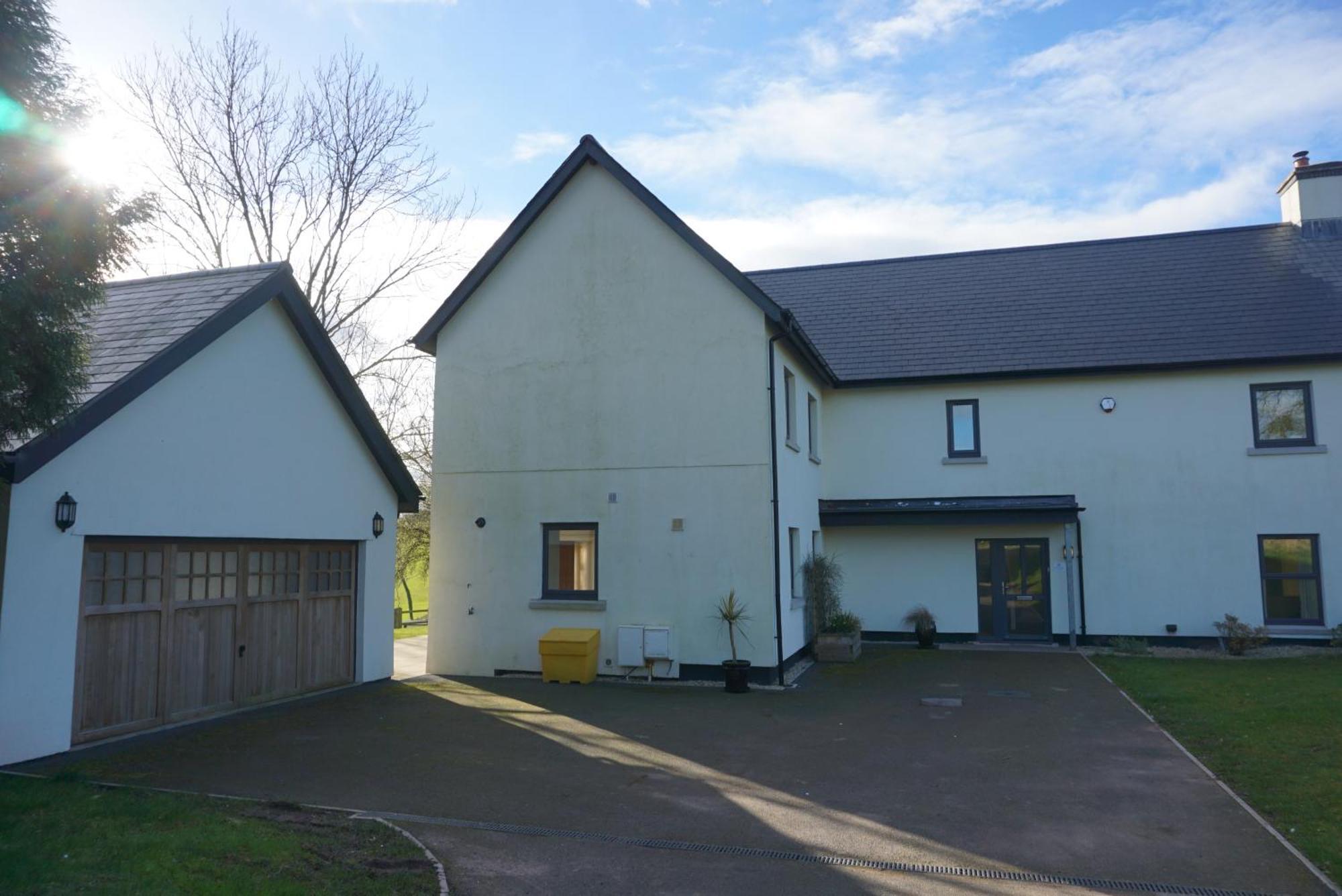 ניופורט Hunter Lodges By Celtic Manor מראה חיצוני תמונה