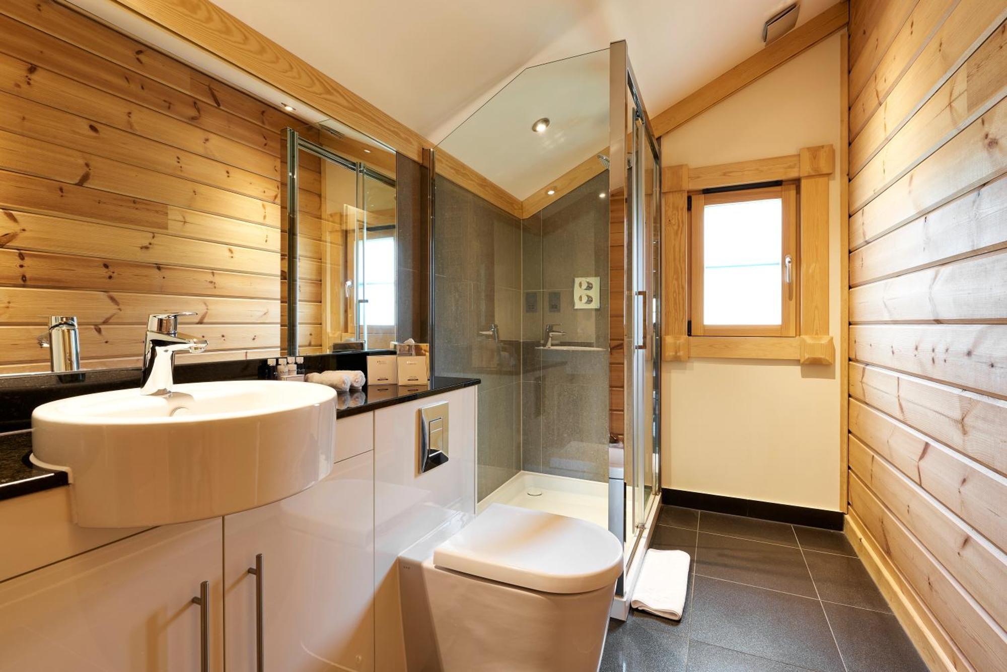 ניופורט Hunter Lodges By Celtic Manor מראה חיצוני תמונה